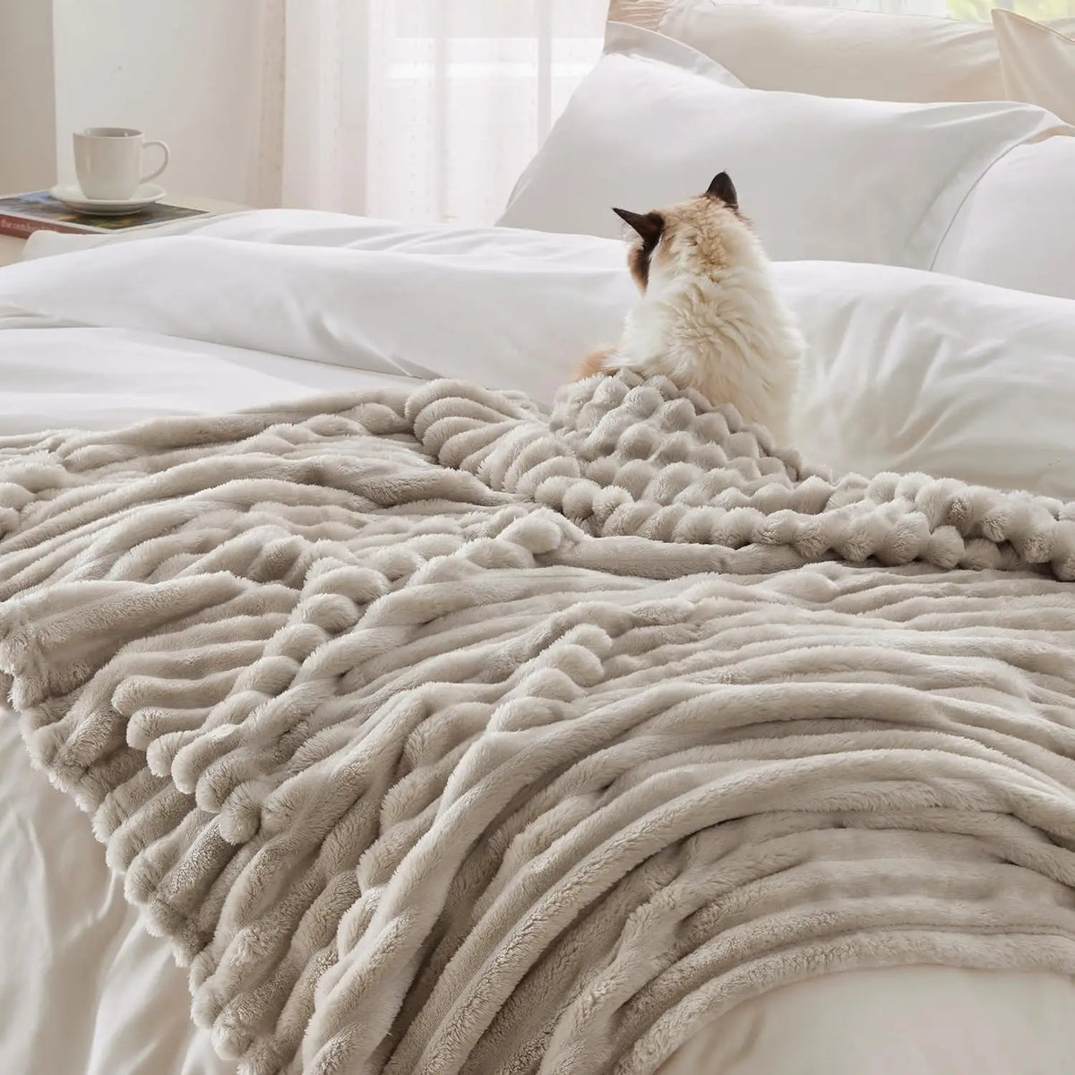 Super Soft Fleece Blanket Large Throw 108x92 Inch All Season Warm Couch
