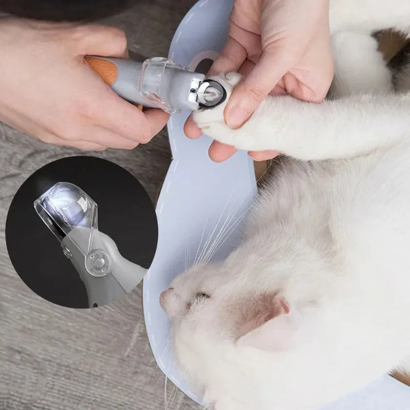 1 LED Pet Nail Clipper With Light For Cats And Dogs Safe Grooming