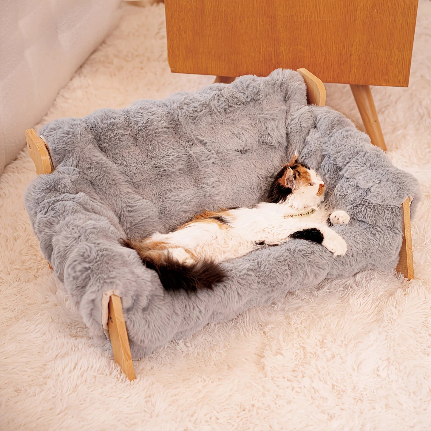 Raised Solid Wood Pet Couch Bed for Cats and Small Dogs with Wide Wood Frame